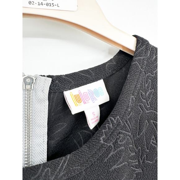 Lularoe Amelia Black Jacquard Short Sleeve Pleated A-Line Knee Length Dress S - Picture 3 of 3